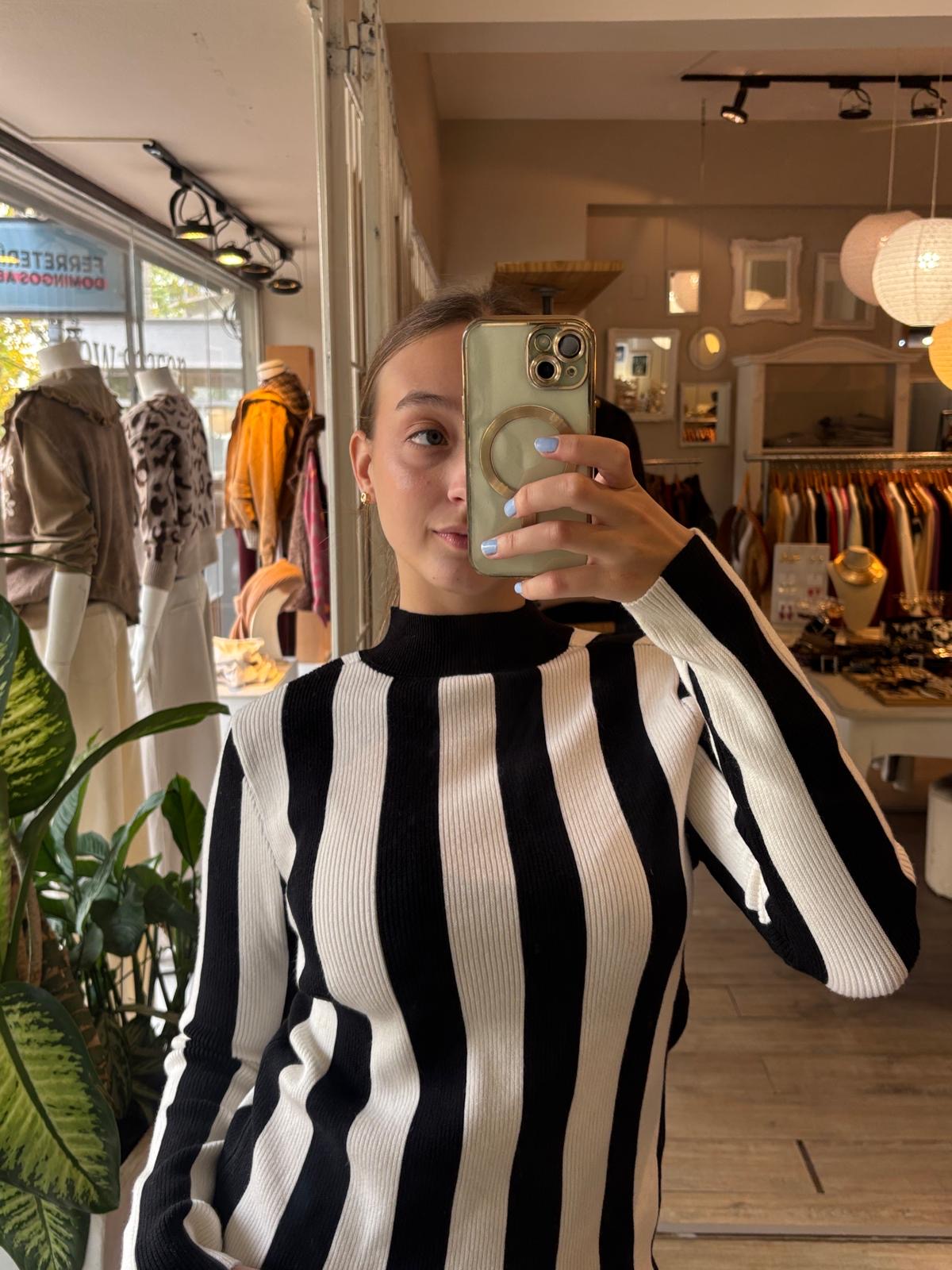 Sweater Ana Rayas